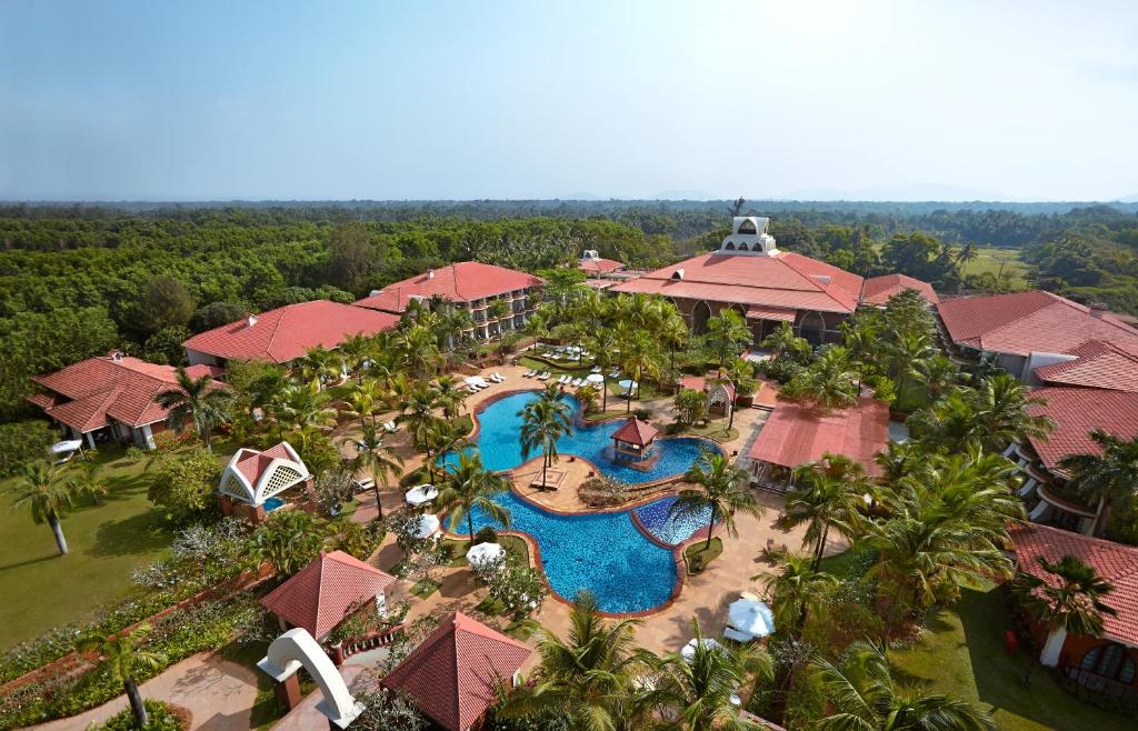 Exterior view at Caravela Beach Resort