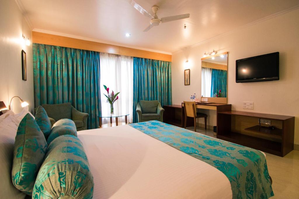 Bedroom with TV at Chances Resort 