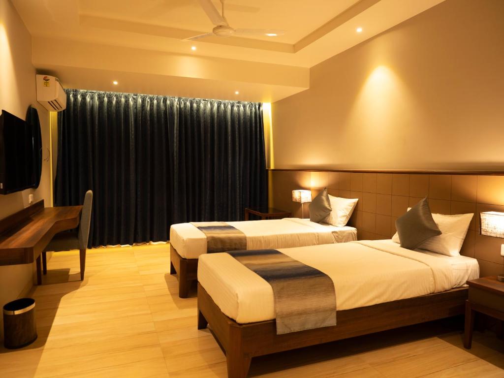 Twin bed at Cosmique Clarks