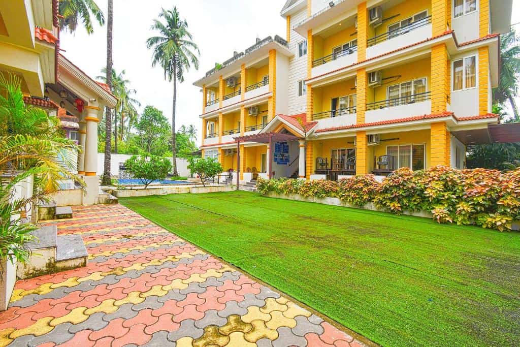 FabHotel Nirvana Resort Baga