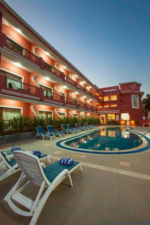 3 star hotel with swimming pool at Jasminn in Betalbatim