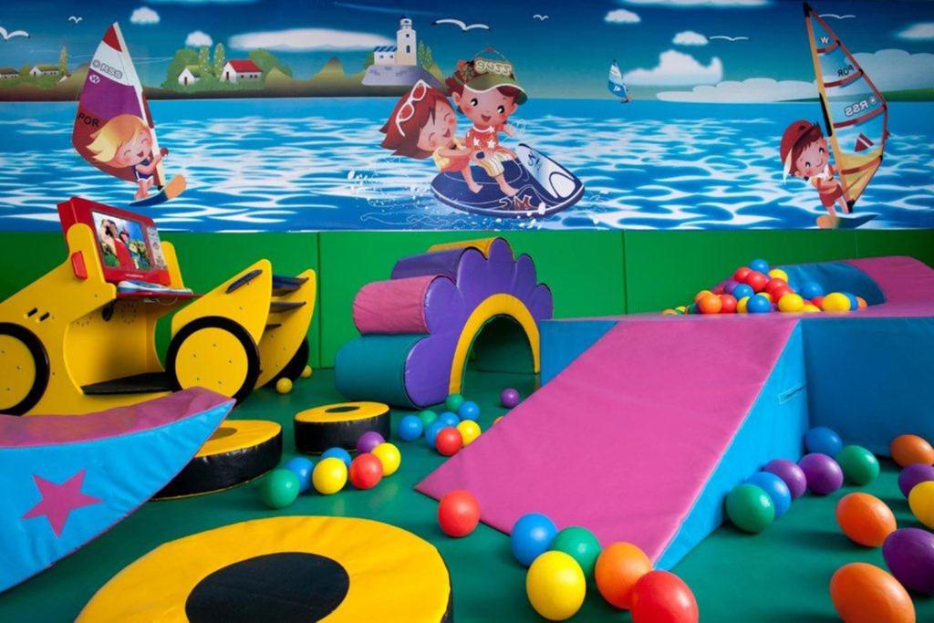Games at Ramada Hotel 