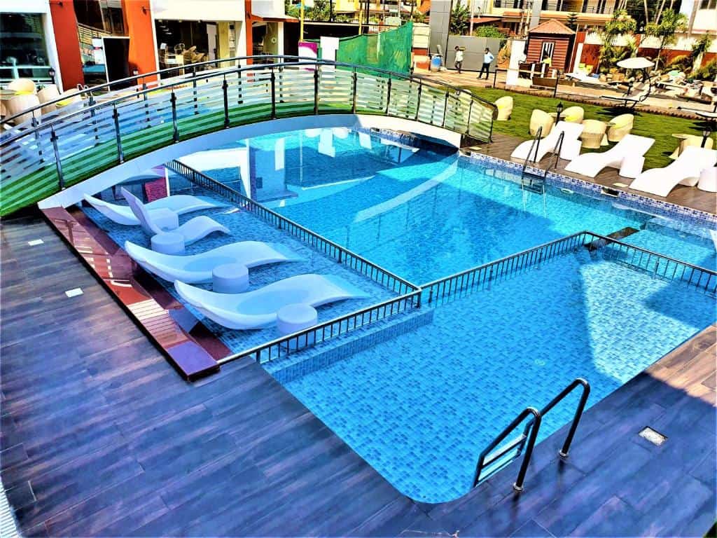 3 Star hotel Swimming pool at VITS Shanti Solitaire in Arpora